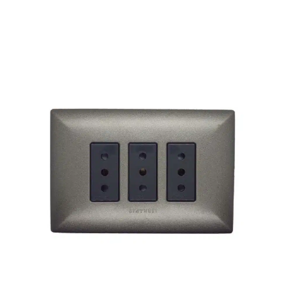 S17 Enchufe Triple 10A P/Grafito-M/Noir